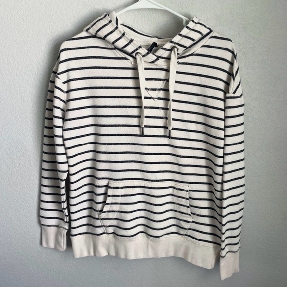 jo & co Sweaters - Jo & Co Striped Hoodie Women Medium Black White Pullover Nautical Sweatshirt